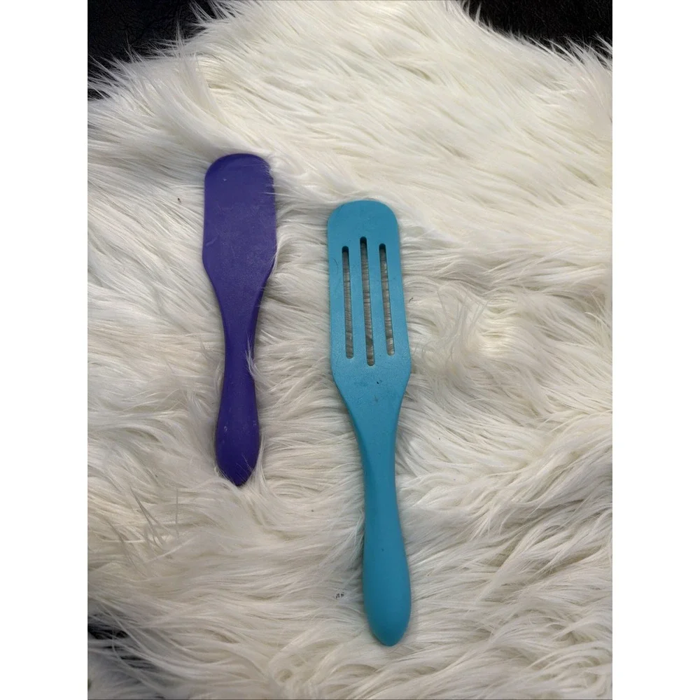 Mad Hungry 2 piece Multi-Use Silicone Spurtle Set Aqua Blue, Purple Jar Scraper
